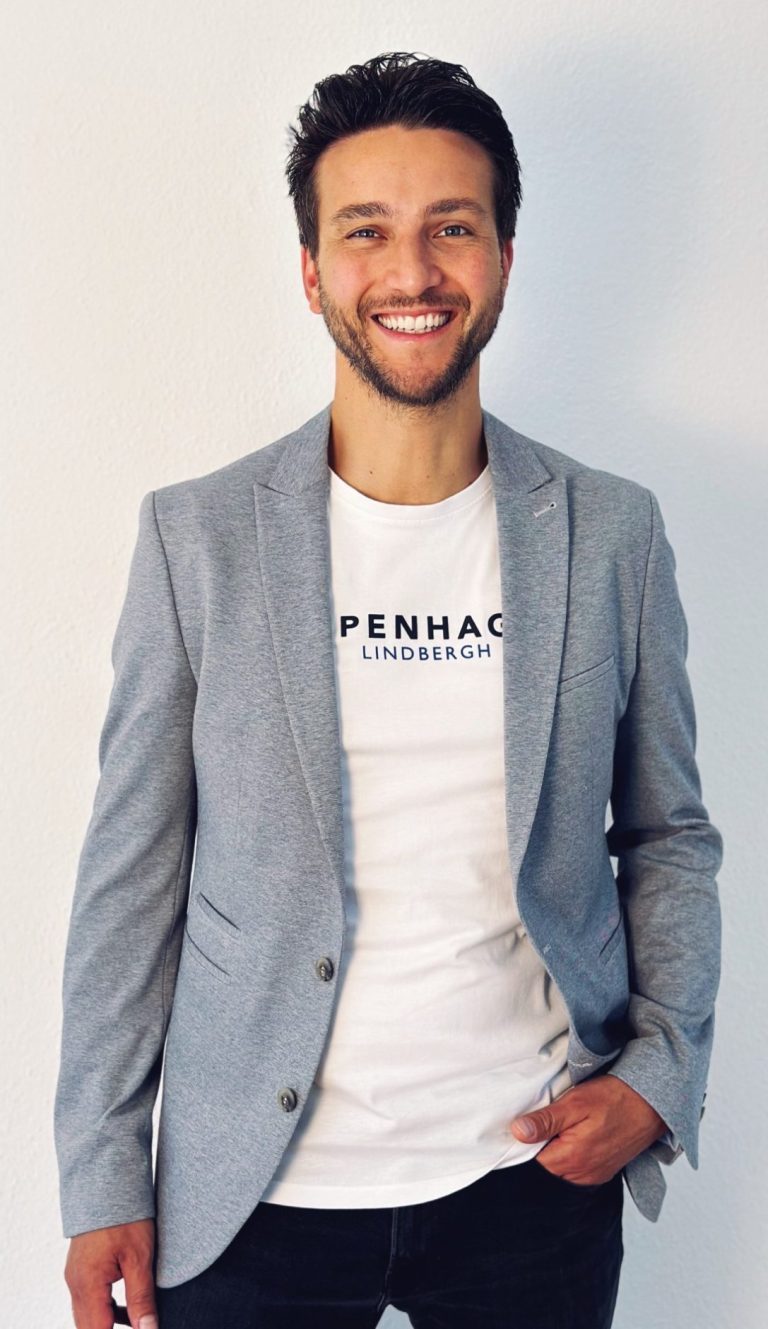 Ein Foto von Stefan Suszek Erfolgsbegleiter.